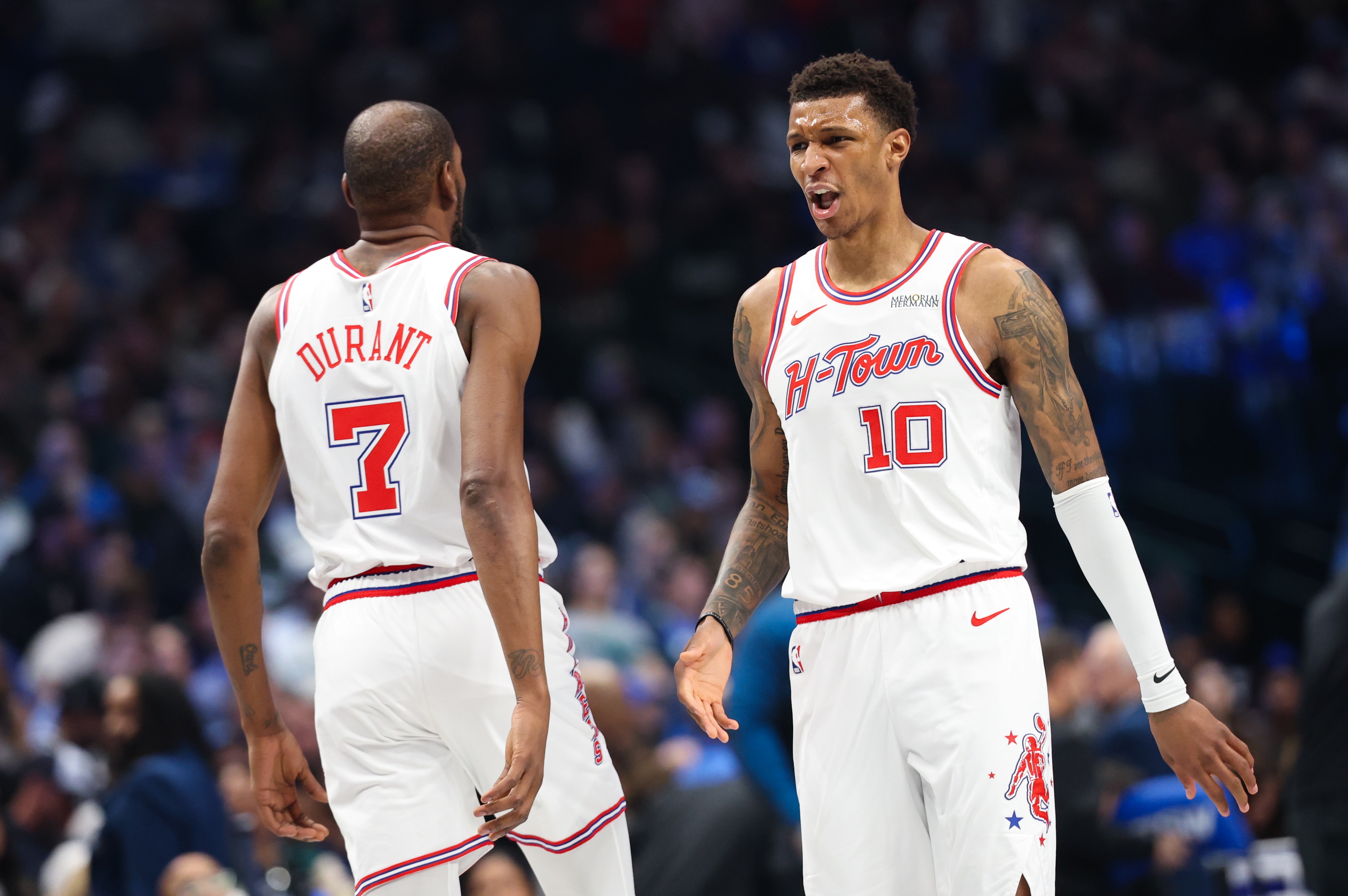 kaiyun-杜兰特：无法投篮命中时会影响心态 但你要自信出手 手感会回来的